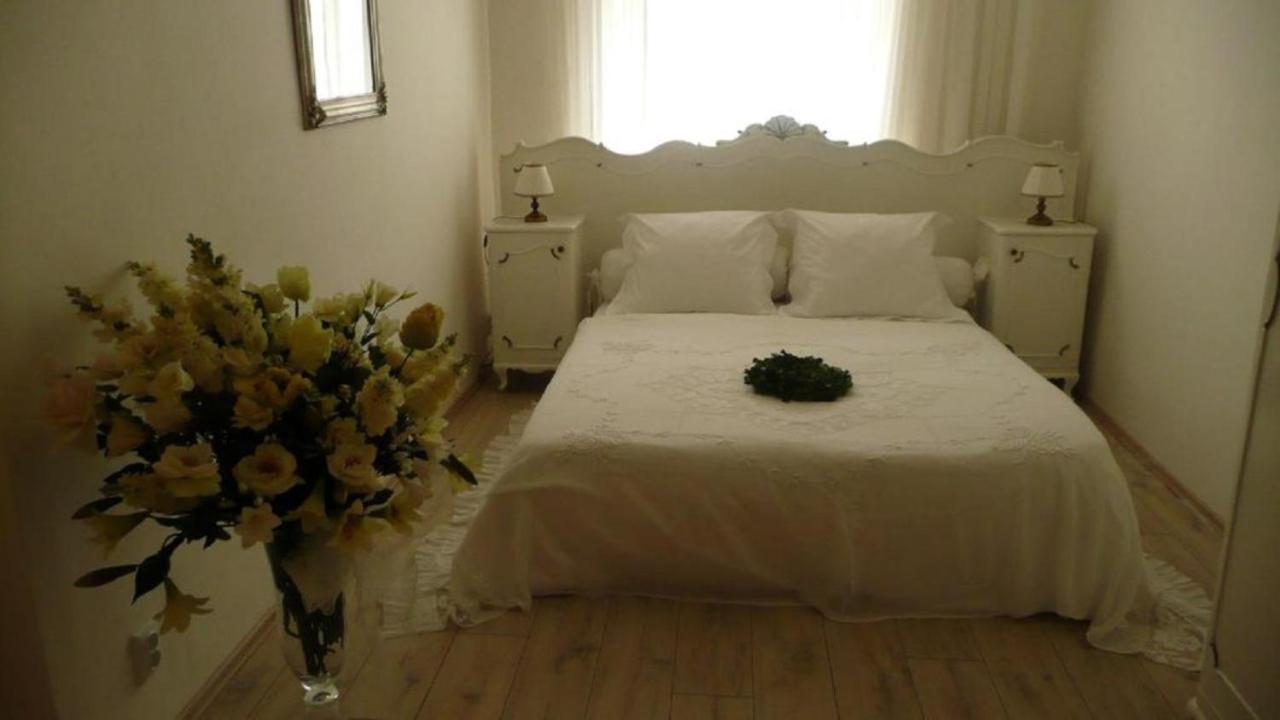Apartment Dum U Cerneho Beranka Praga Zewnętrze zdjęcie