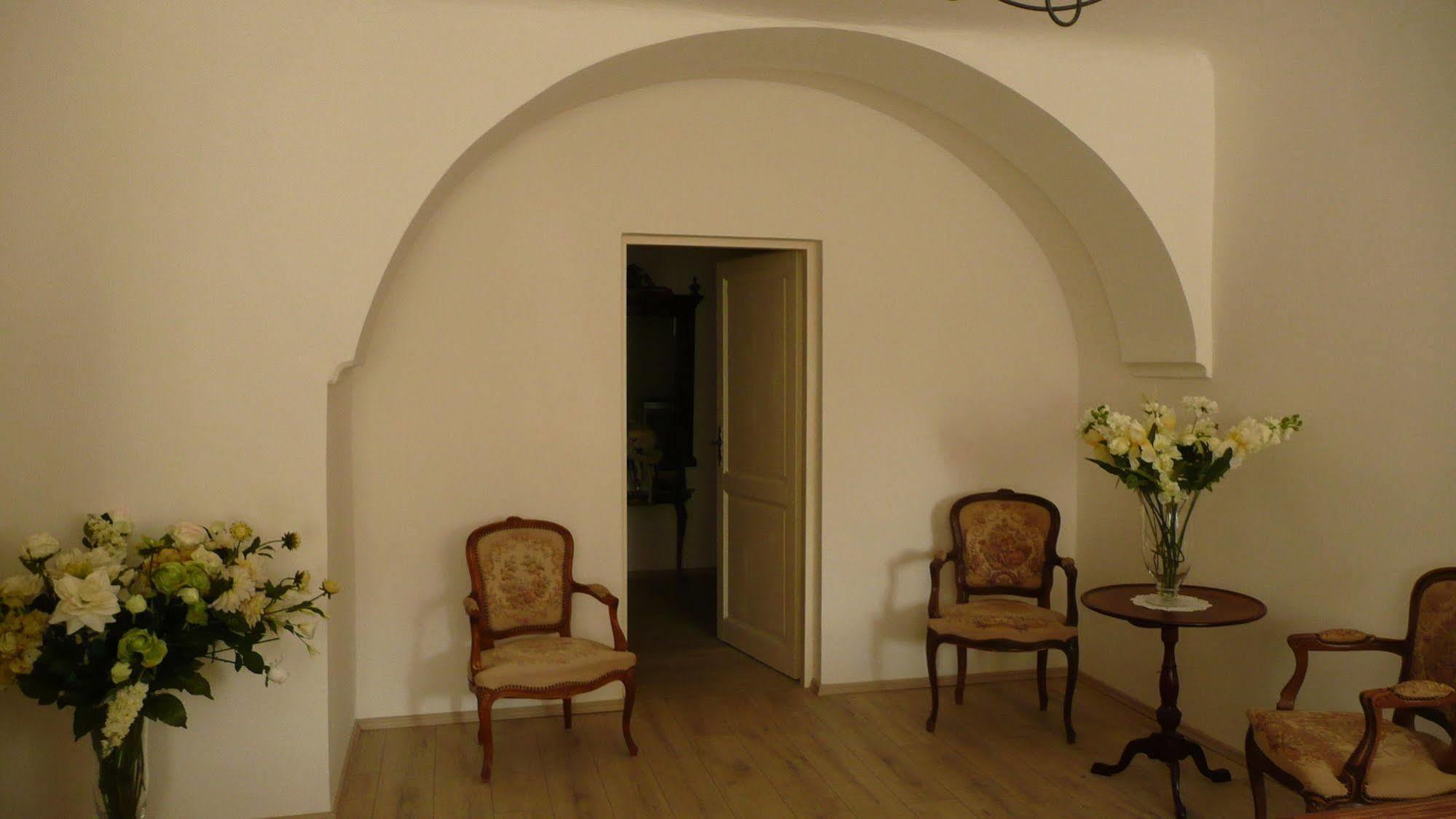 Apartment Dum U Cerneho Beranka Praga Zewnętrze zdjęcie